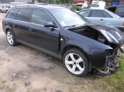 Audi A-6 Avant