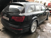 Audi Q-7